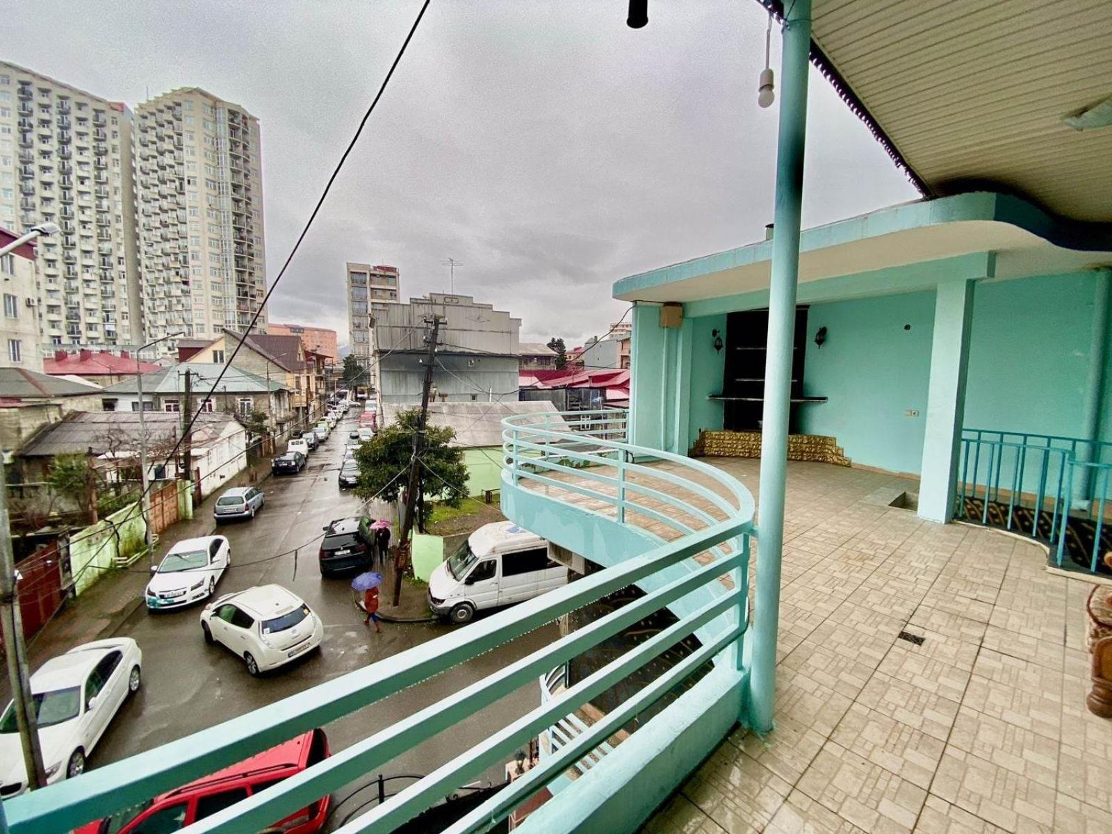 Nino And Ali Apartment Батуми Екстериор снимка