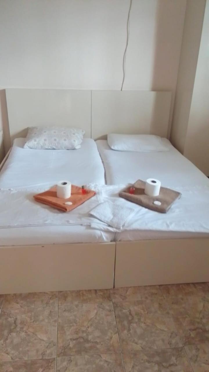 Nino And Ali Apartment Батуми Екстериор снимка
